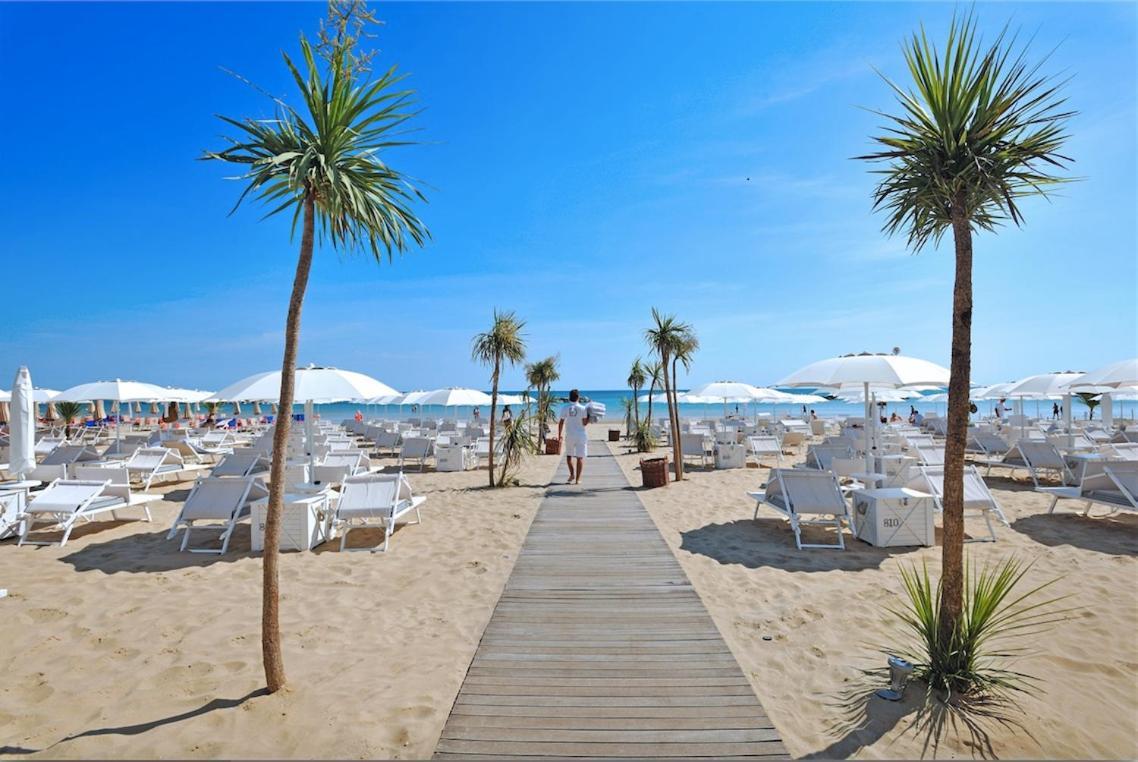 Excelsior Hotel, Spa & Lido Pesaro Dış mekan fotoğraf