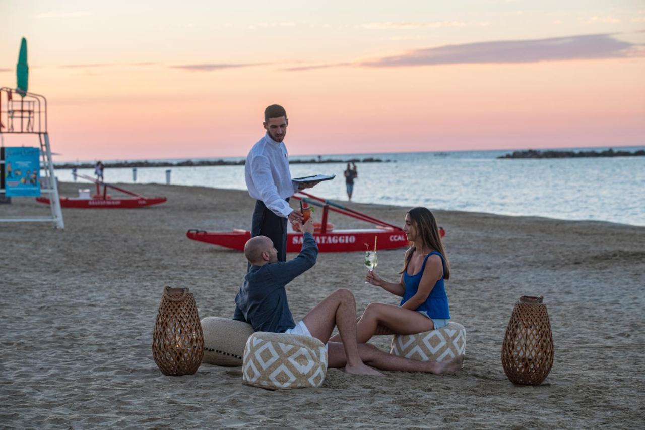 Excelsior Hotel, Spa & Lido Pesaro Dış mekan fotoğraf